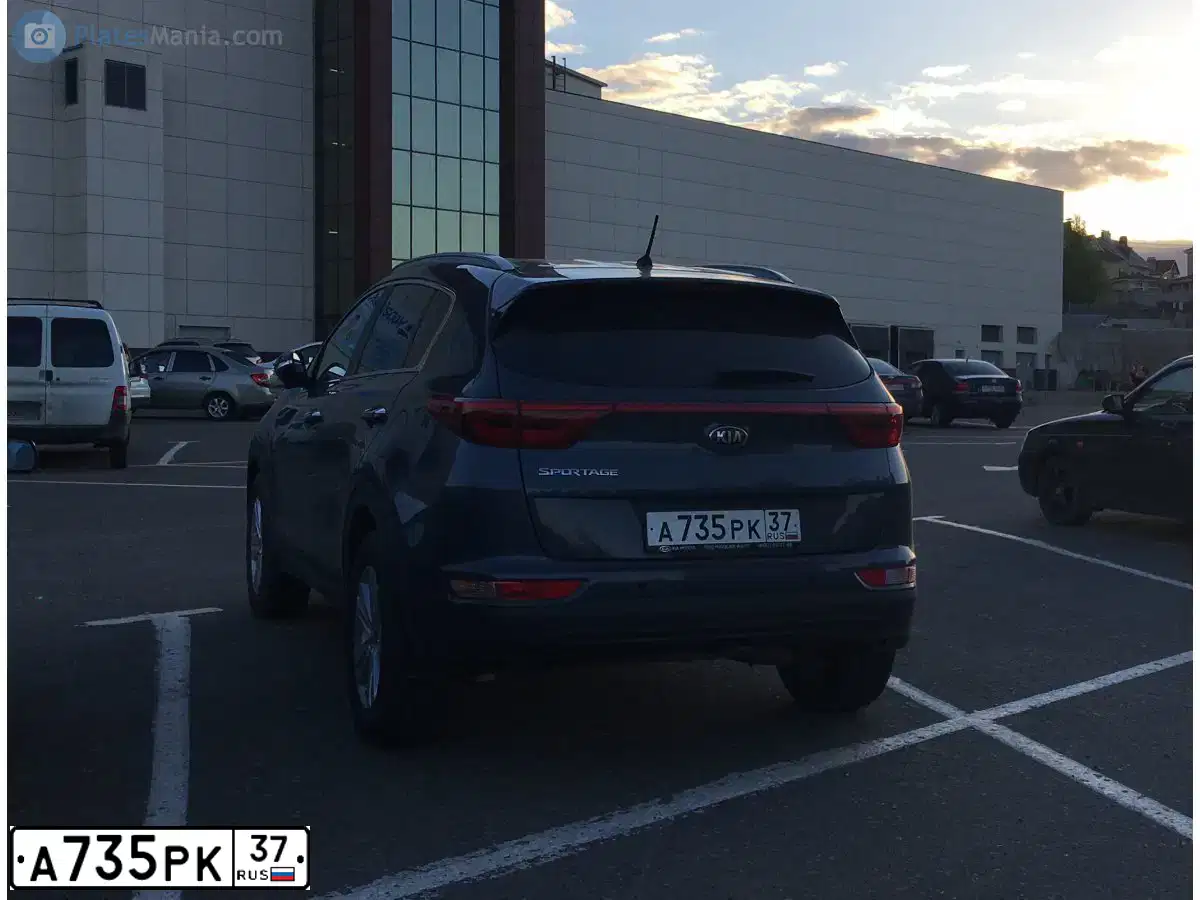 Фото автомобиля KIA SPORTAGE, 2016 — госномер А735РК37. Цвет: СИНИЙ