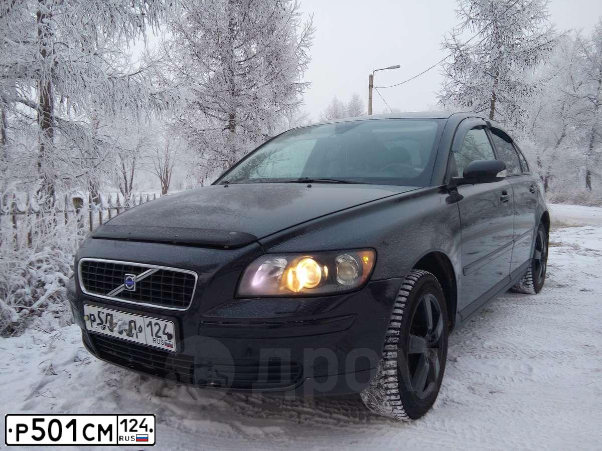 Фото автомобиля CHEVROLET NIVA, 2016 — госномер Р501СМ124. Цвет: БЕЛЫЙ МЕТАЛЛИК