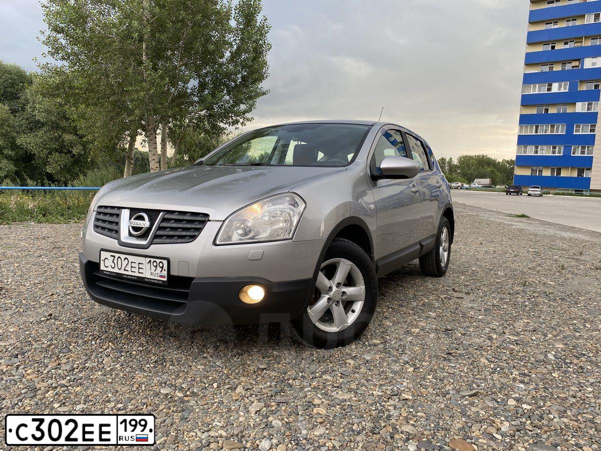 Фото автомобиля NISSAN QASHQAI, 2008 — госномер С302ЕЕ199. Цвет: СЕРЕБРИСТЫЙ