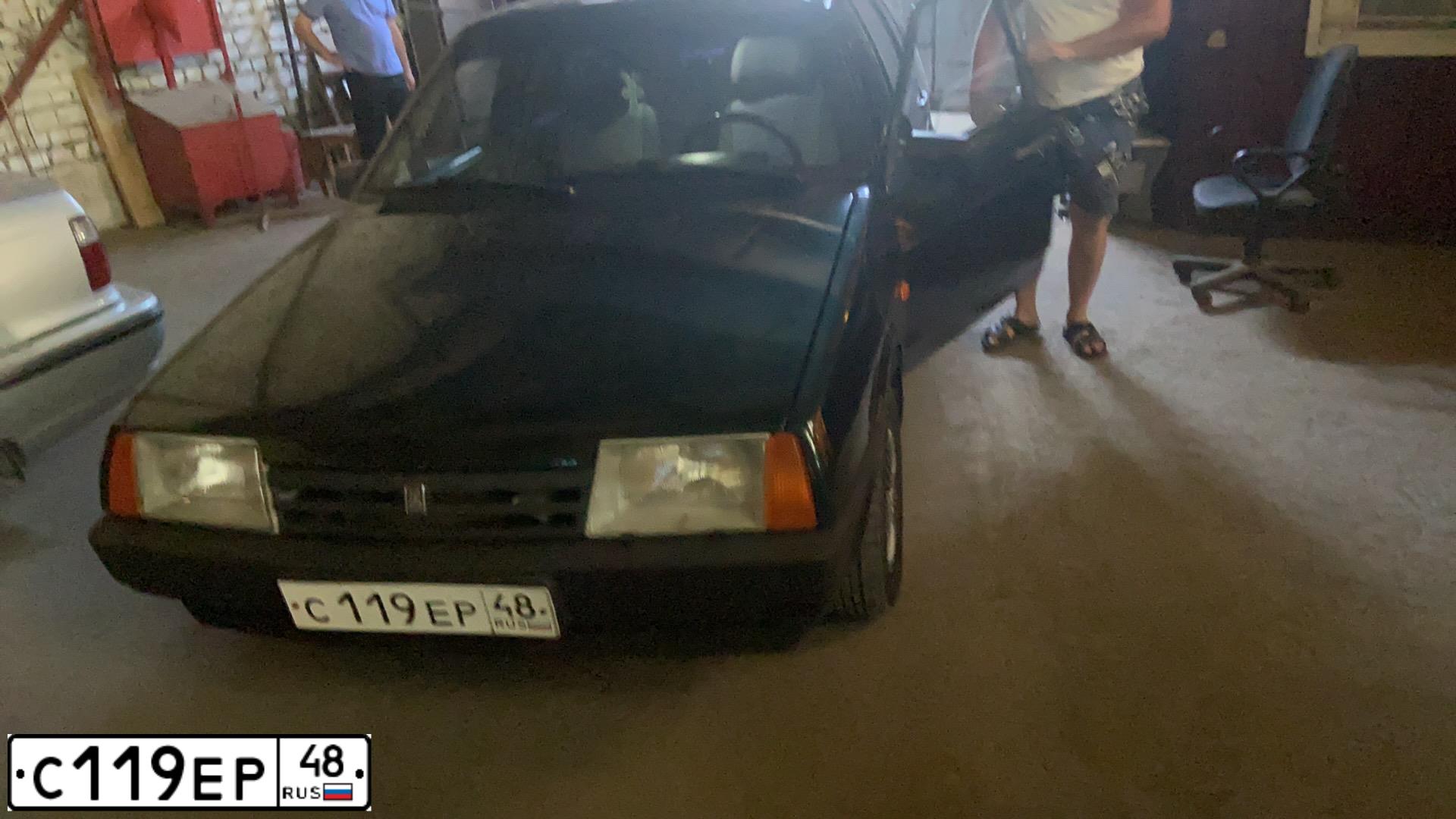 Фото автомобиля LADA 2109 SAMARA, 2003 — госномер С119ЕР48. Цвет: ТЕМНО-ЗЕЛЕНЫЙ