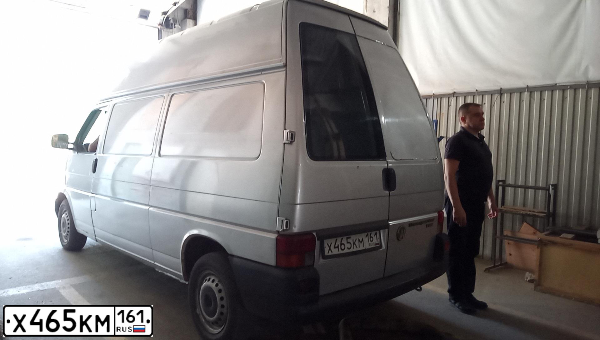 Фото автомобиля LADA 2110 LADA, 2000 — госномер У465КМ161. Цвет: Белый
