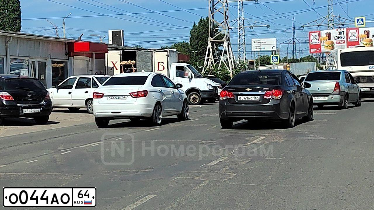 Фото автомобиля LADA 2121 NIVA, 2011 — госномер В409ЕТ154. Цвет: ТЕМНО ВИШНЕВЫЙ