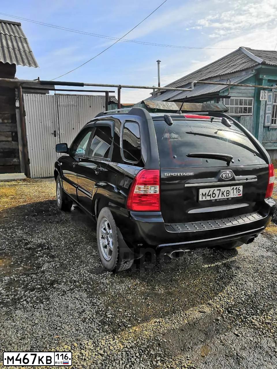 Фото автомобиля KIA SPORTAGE, 2006 — госномер Т806ОЕ196. Цвет: ЧЕРНЫЙ