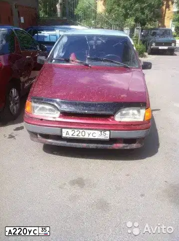 Фото автомобиля LADA 2115 SAMARA, 2002 — госномер У593ВМ90. Цвет: СЕРЕБРИСТО-КРАСНЫЙ