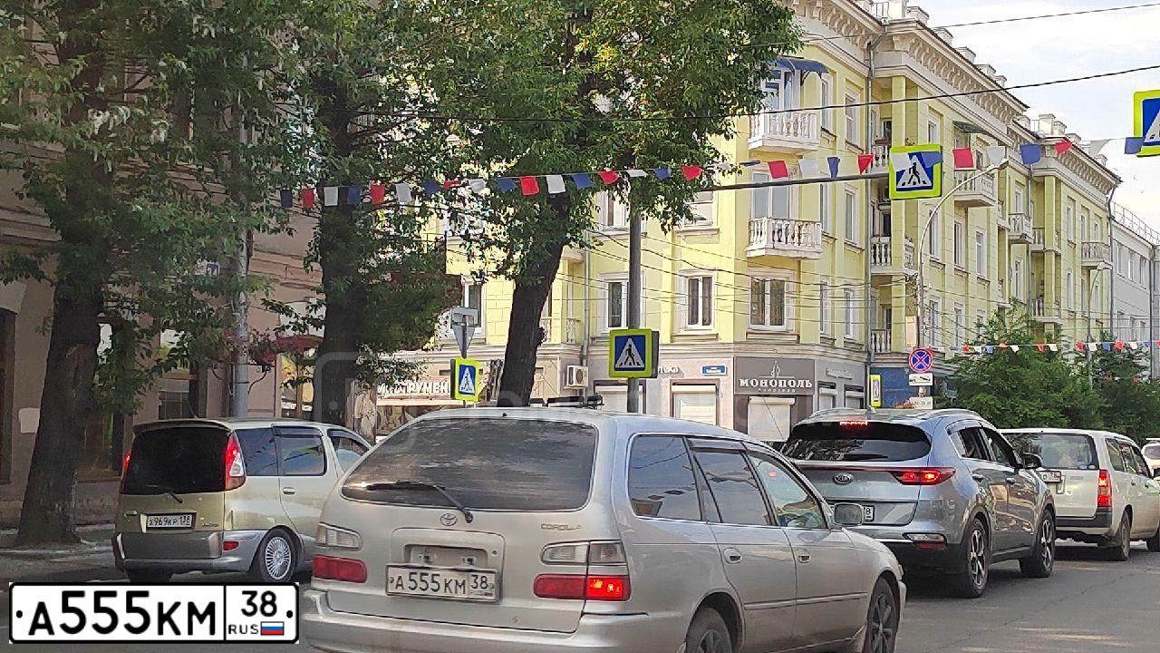 Фото автомобиля MAZDA CX-7, 2011 — госномер М080ВА184. Цвет: СЕРЫЙ