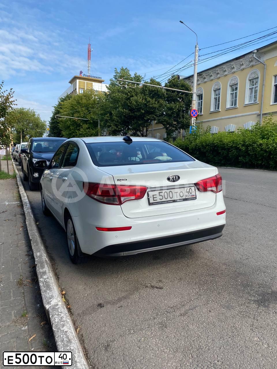 Фото автомобиля KIA SPORTAGE, 2013 — госномер Р188МР58. Цвет: Белый