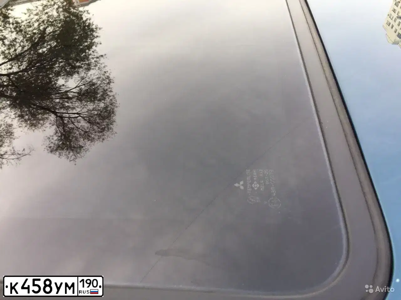 Фото автомобиля MITSUBISHI GALANT, 1999 — госномер К458УМ190. Цвет: СИНИЙ
