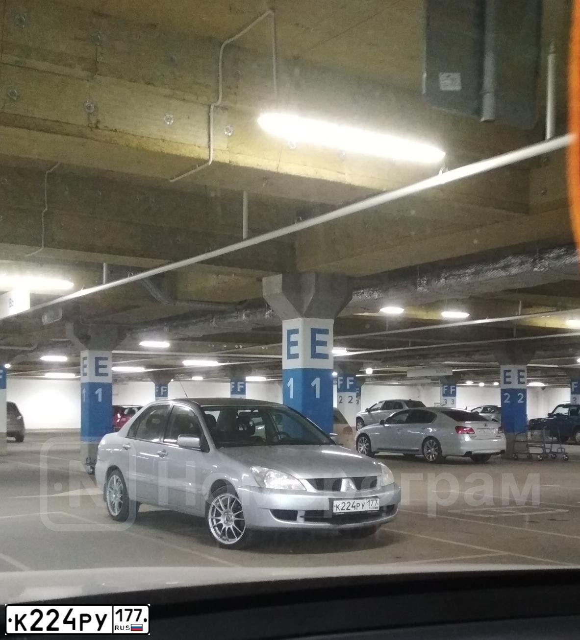 Фото автомобиля MITSUBISHI LANCER, 2007 — госномер К224РУ177. Цвет: Серебристый