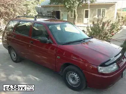 Фото автомобиля LADA 2111, 2007 — госномер А836ЕР82. Цвет: ЗОЛОТИСТО-КРАСНЫЙ