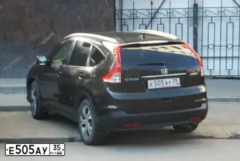 Фото автомобиля HONDA CR-V, 2013 — госномер А711ОС147. Цвет: ТЕМНО КОРИЧНЕВЫЙ