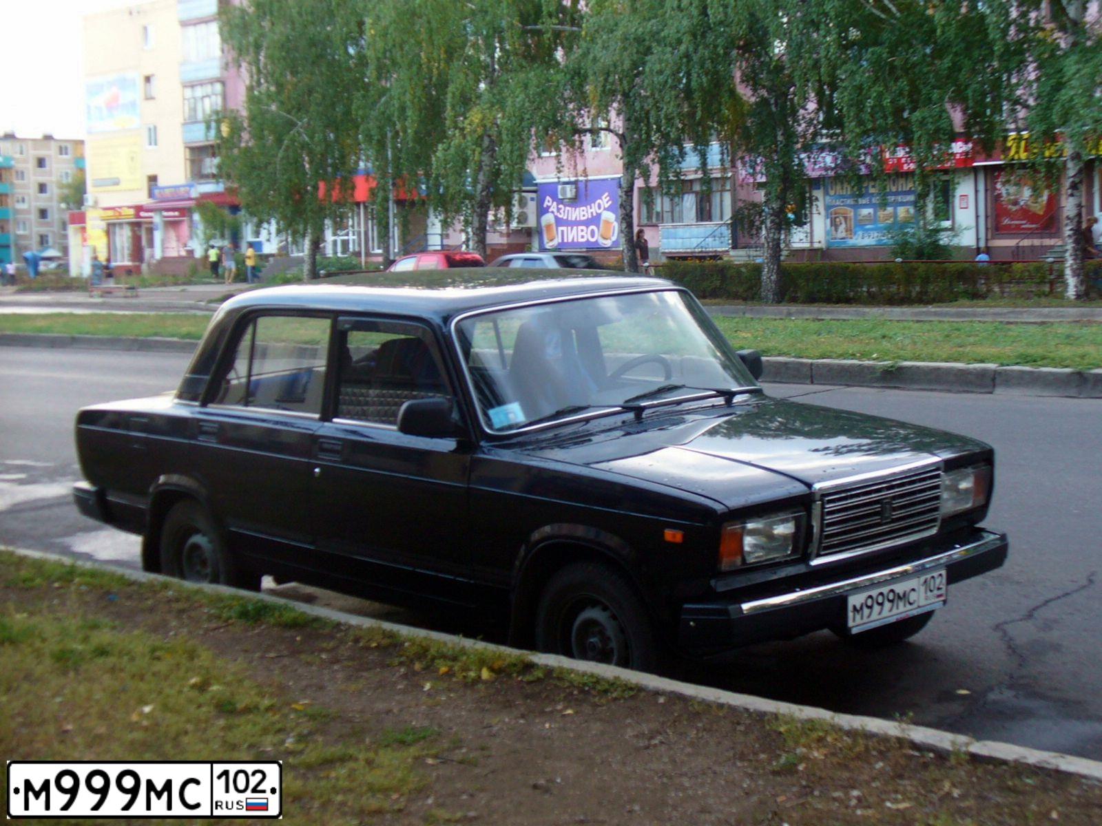 Фото автомобиля LADA 2107, 2011 — госномер М999МС102. Цвет: СИНЕ-ЧЕРНЫЙ
