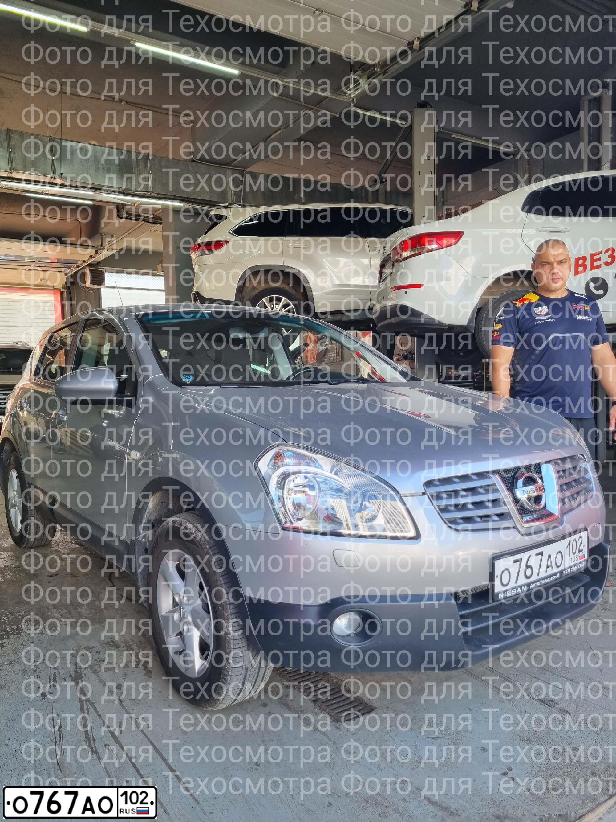 Фото автомобиля OPEL CORSA, 2008 — госномер Е074РМ702. Цвет: Красный