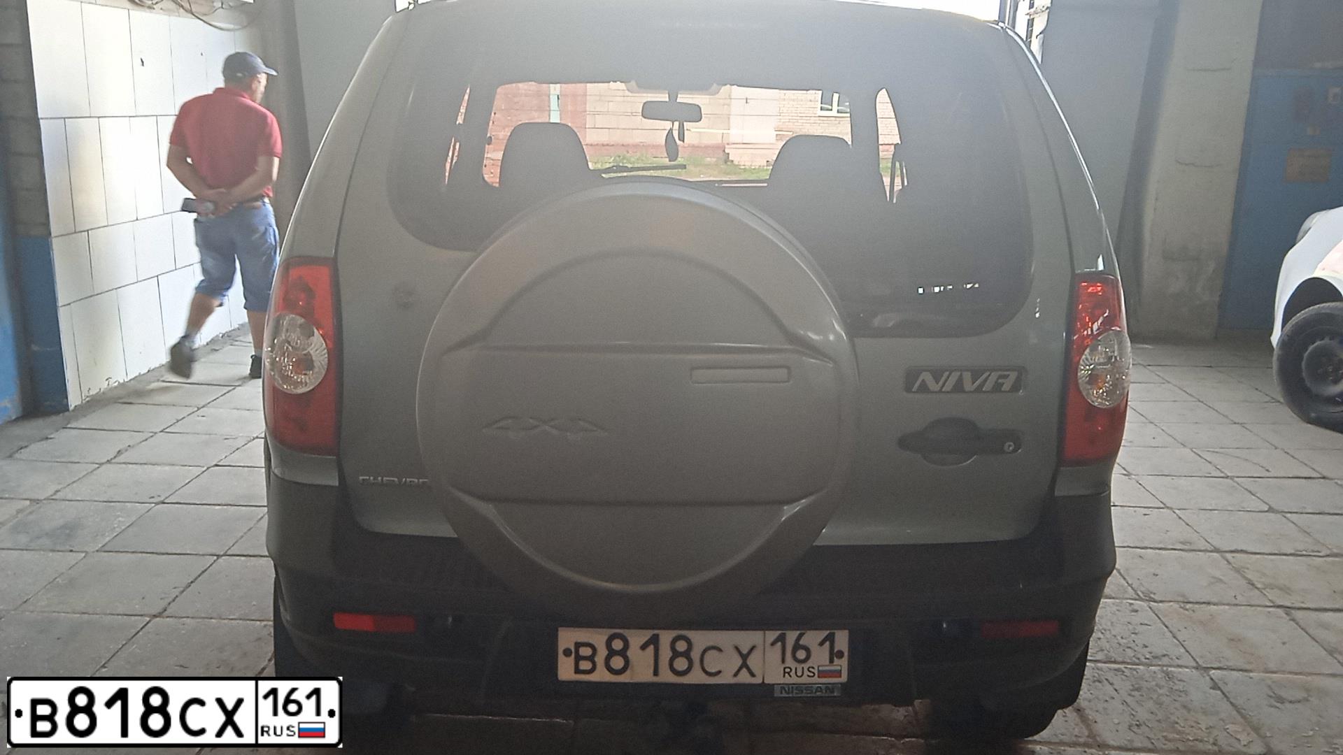 Фото автомобиля CHEVROLET NIVA, 2013 — госномер В831АС181