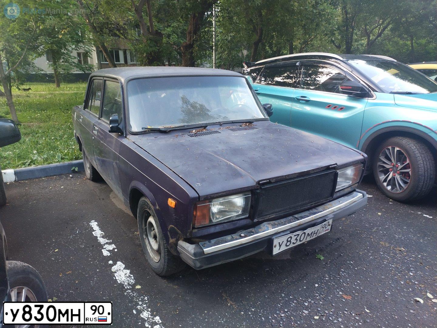 Фото автомобиля VAZ ВАЗ21070, 2001 — госномер У830МН90. Цвет: ЯРКО-БЕЛЫЙ