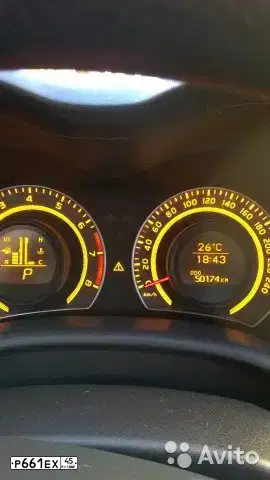 Фото автомобиля TOYOTA COROLLA, 2010 — госномер С732КА72. Цвет: Серебристый