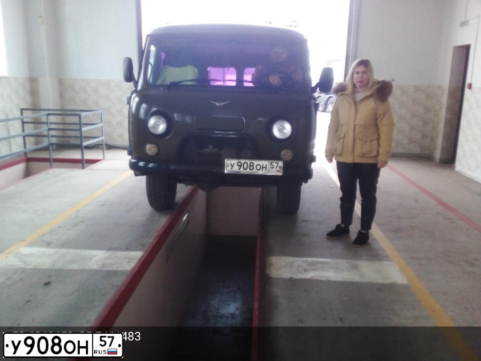 Фото автомобиля UAZ 3741, 2008 — госномер К131КА40. Цвет: ЗАЩИТНЫЙ