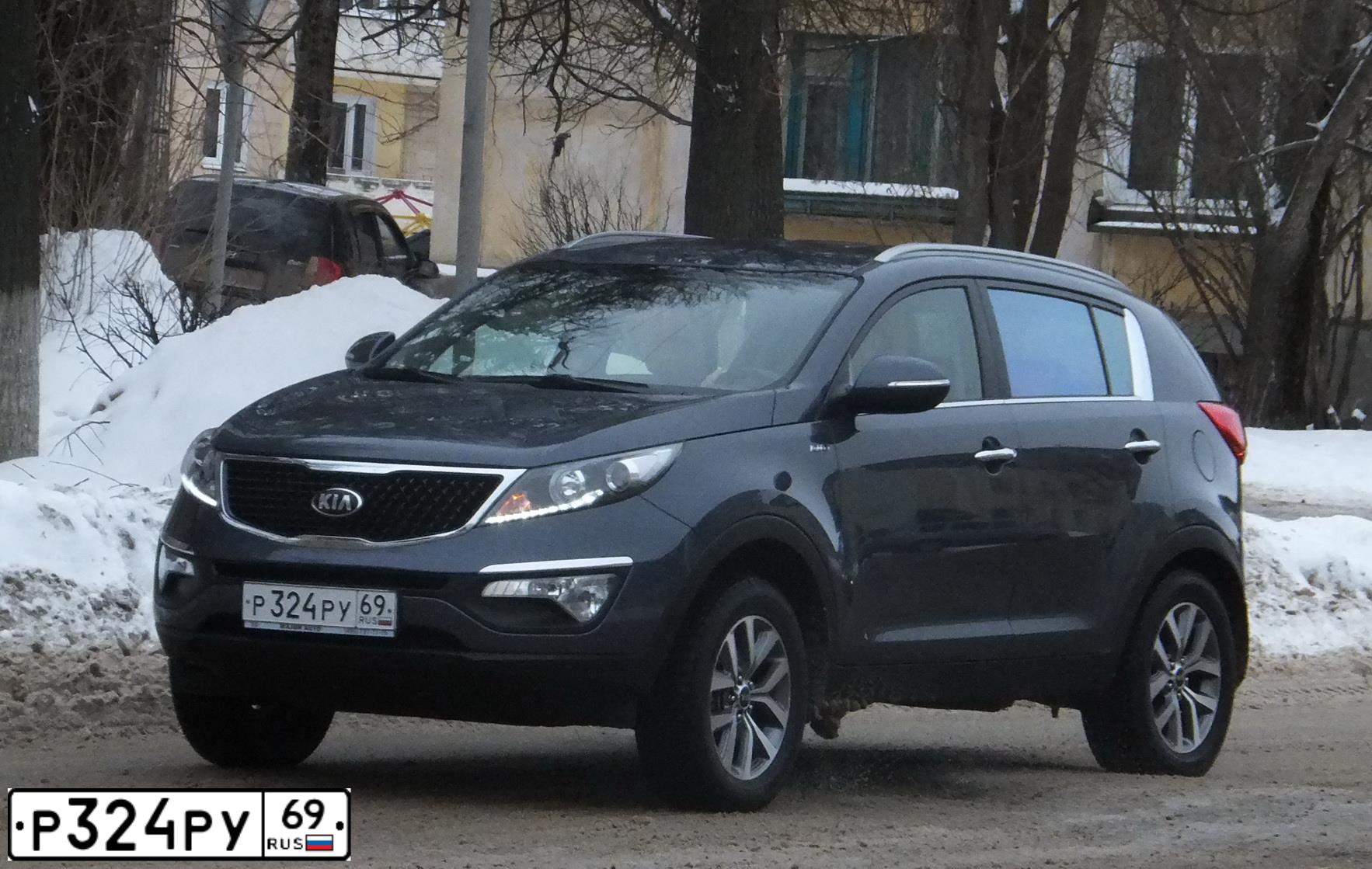 Фото автомобиля KIA SPORTAGE, 2015 — госномер У930ВВ71. Цвет: синий