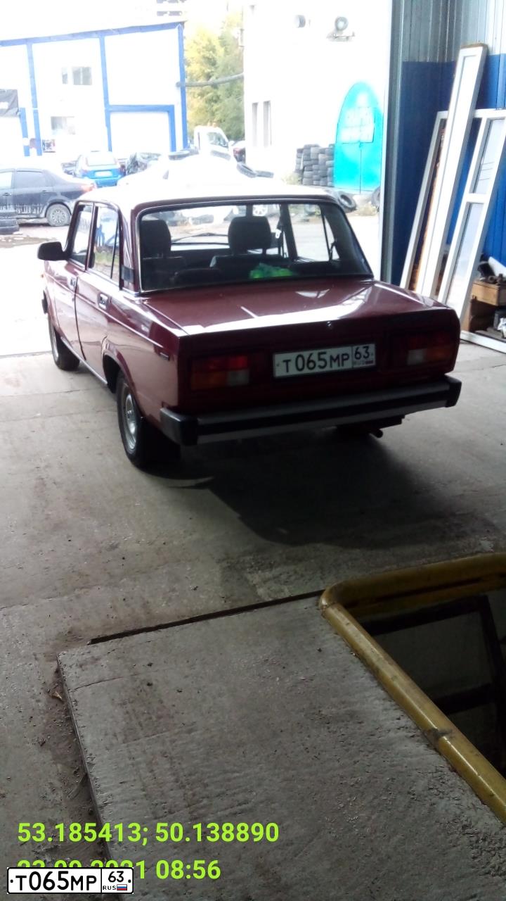 Фото автомобиля LADA 2105, 1998 — госномер Т065МР63. Цвет: ВИШНЕВЫЙ