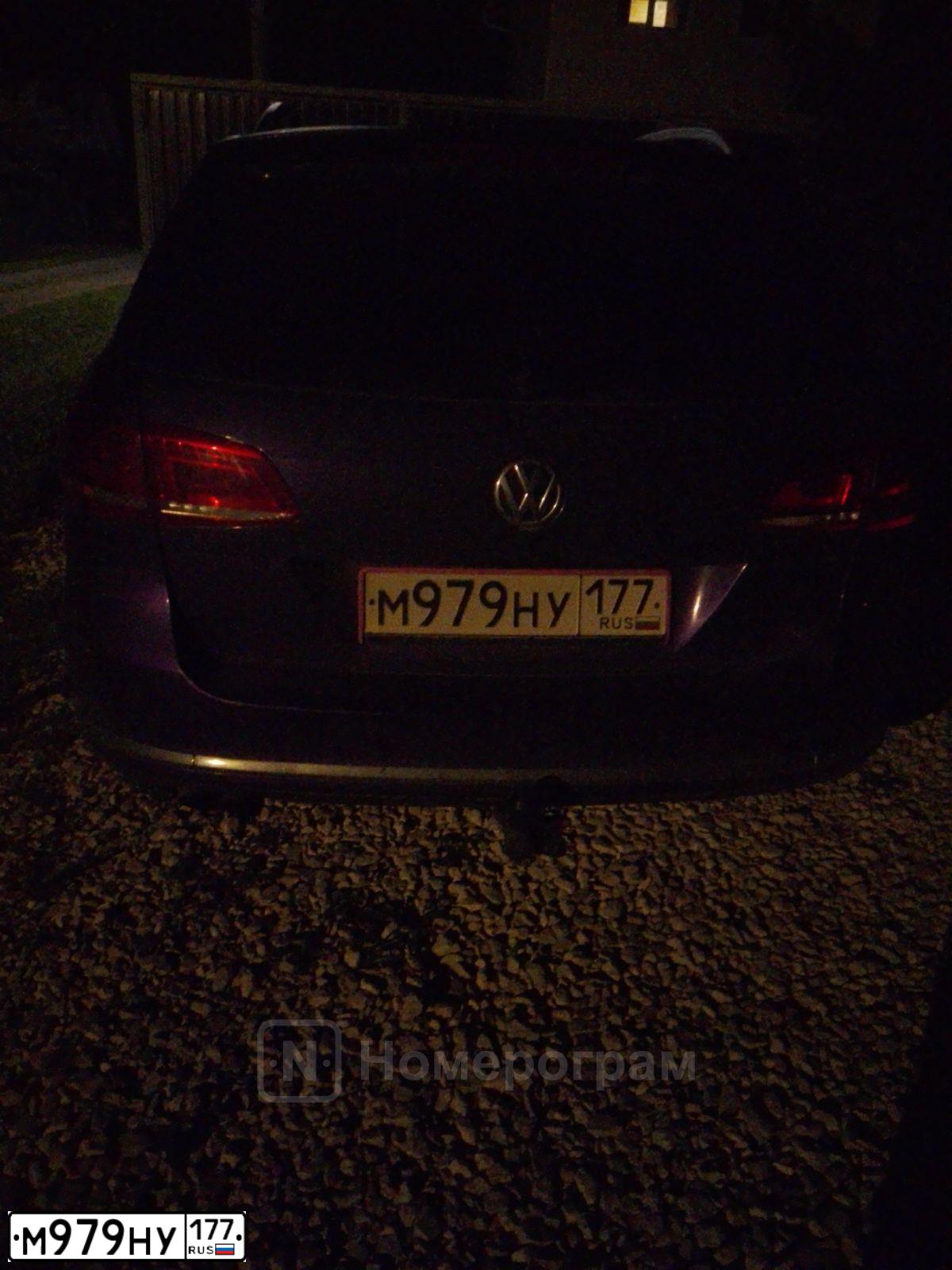 Фото автомобиля VOLKSWAGEN PASSAT, 2011 — госномер С190УК190. Цвет: ФИОЛЕТОВЫЙ