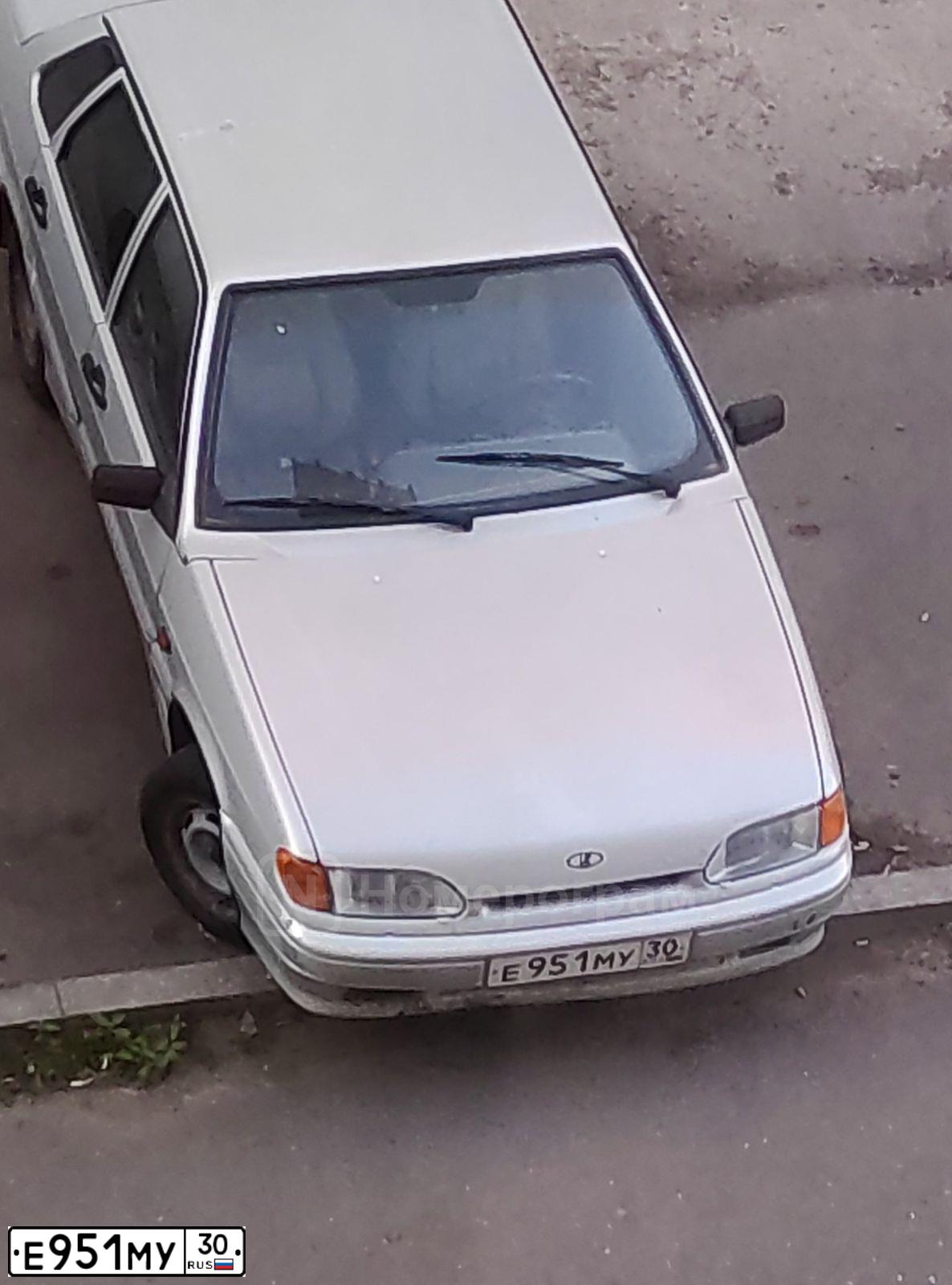 Фото автомобиля LADA 2115 SAMARA, 2005 — госномер У333ЕХ30. Цвет: МОЛОЧНО-БЕЛЫЙ СЕРЕБРИСТЫЙ
