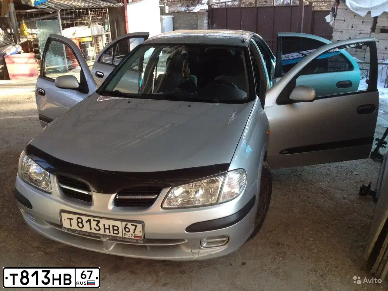 Фото автомобиля NISSAN ALMERA, 2000 — госномер А225ОК67. Цвет: Серебристый