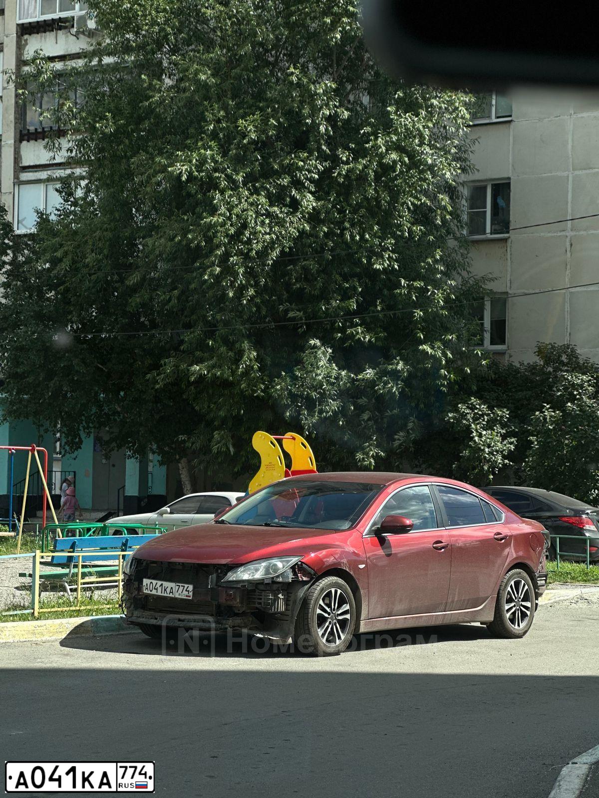 Фото автомобиля MAZDA 6, 2008 — госномер Р347КМ199. Цвет: Красный