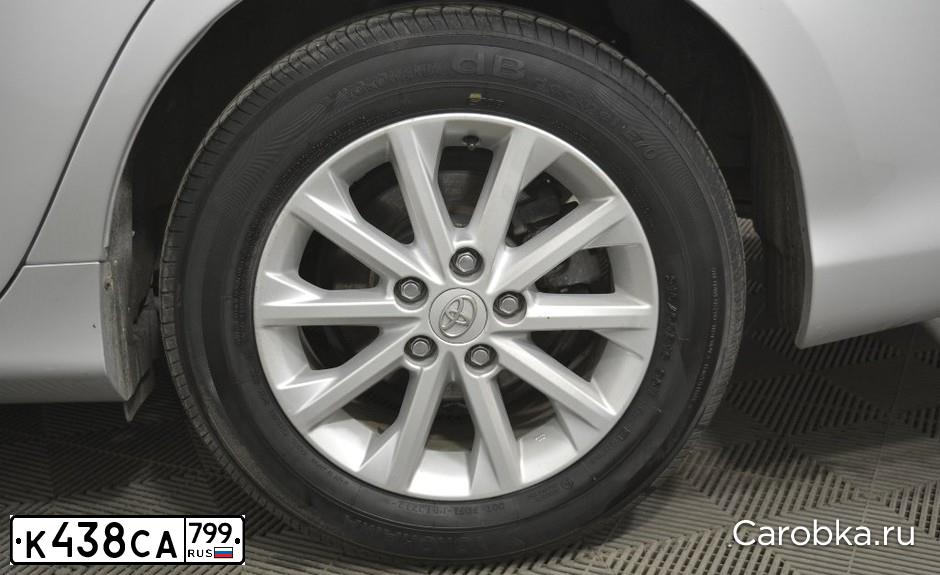 Фото автомобиля TOYOTA CAMRY, 2012 — госномер К438СА799. Цвет: СЕРЫЙ