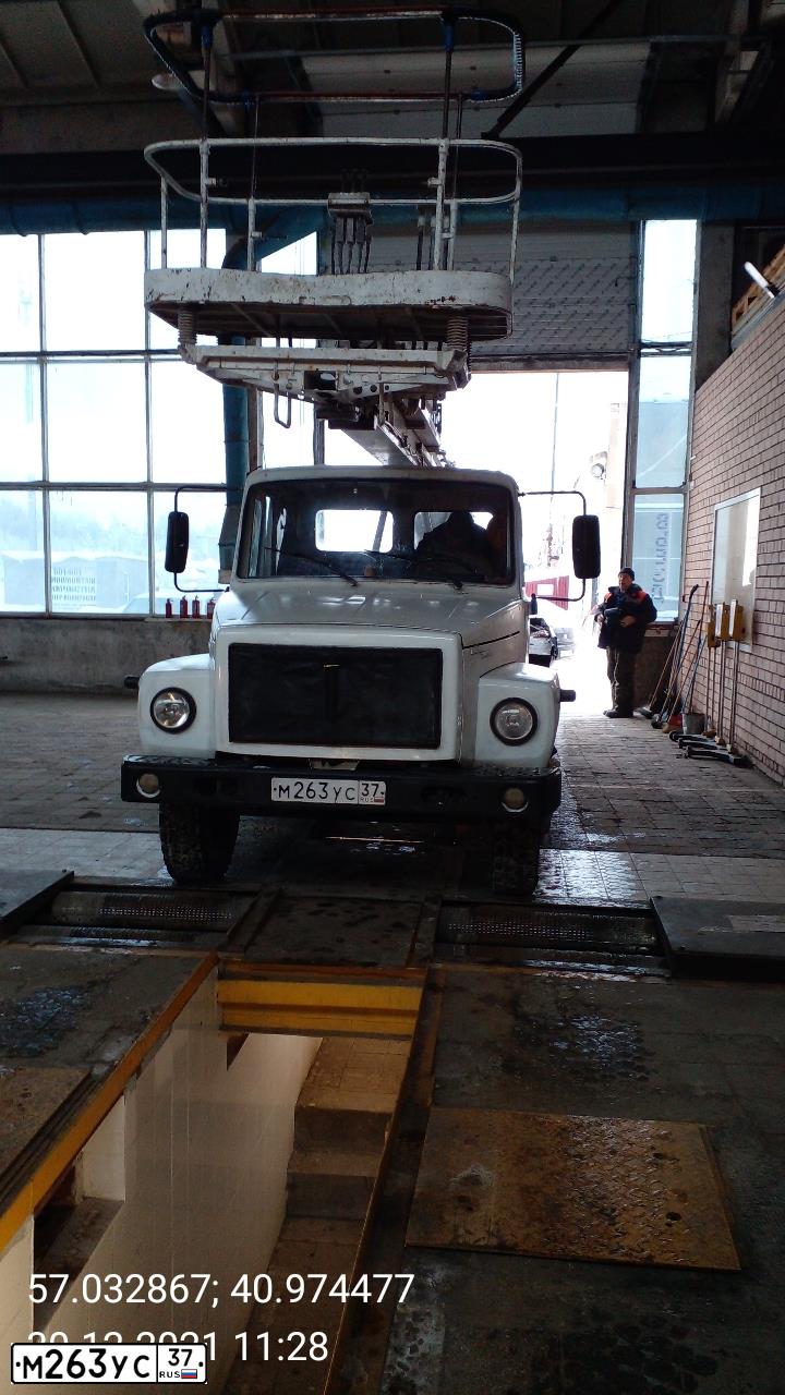 Фото автомобиля GAZ 3309, 2008 — госномер М263УС37. Цвет: Белый