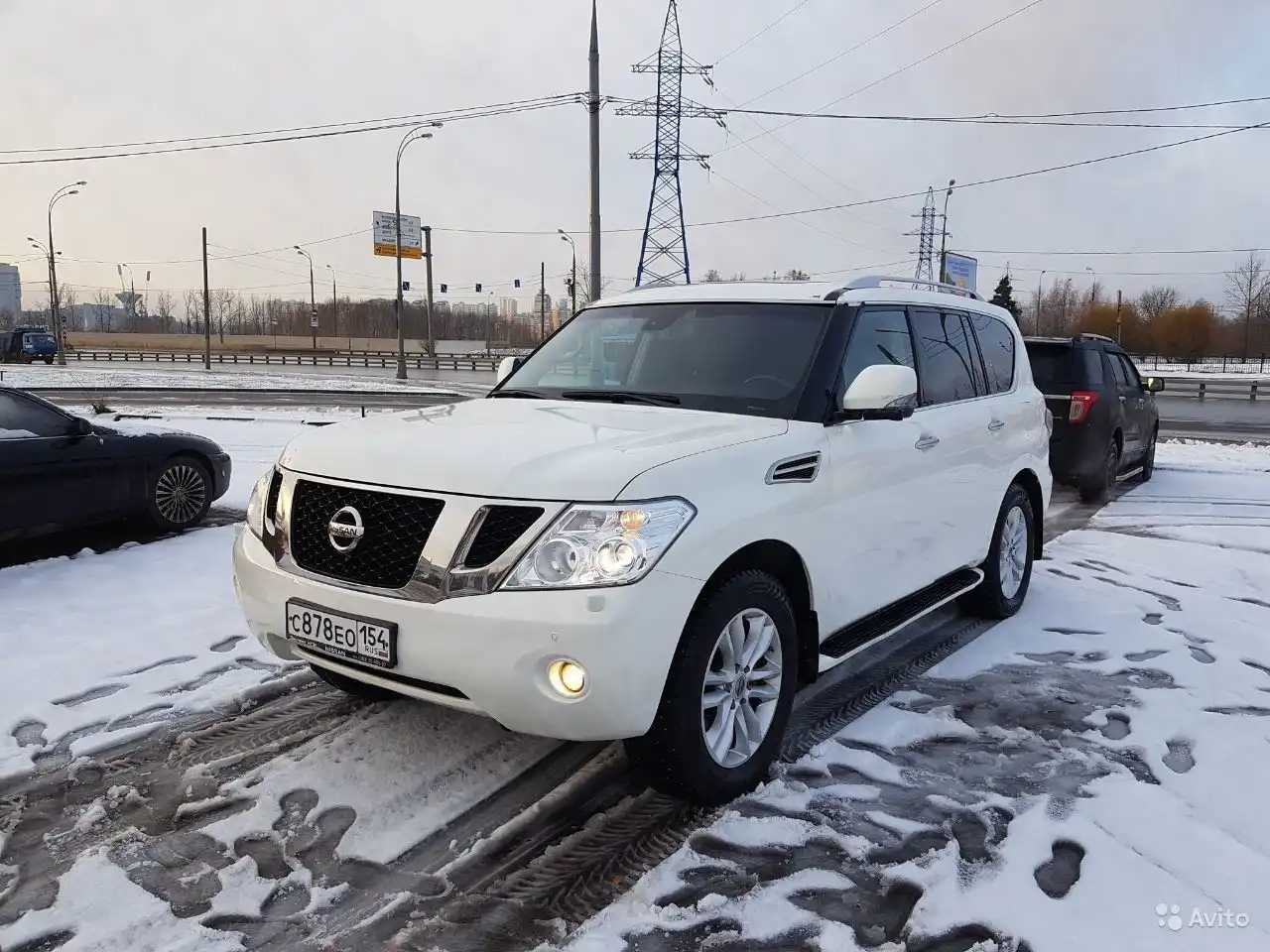 Фото автомобиля NISSAN PATROL, 2011 — госномер К666МС22. Цвет: Белый