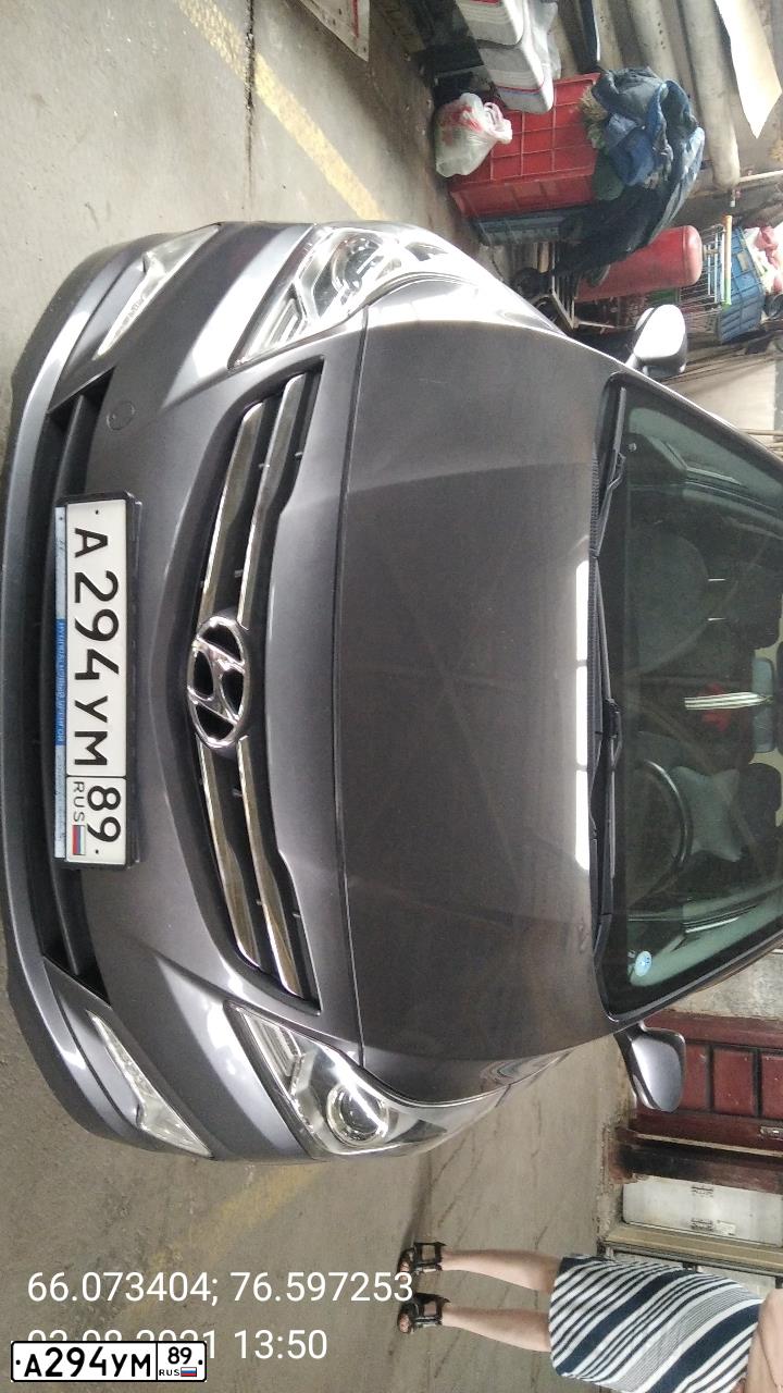 Фото автомобиля HYUNDAI SOLARIS, 2014 — госномер А294УМ89. Цвет: ТЕМНО-СЕРЫЙ