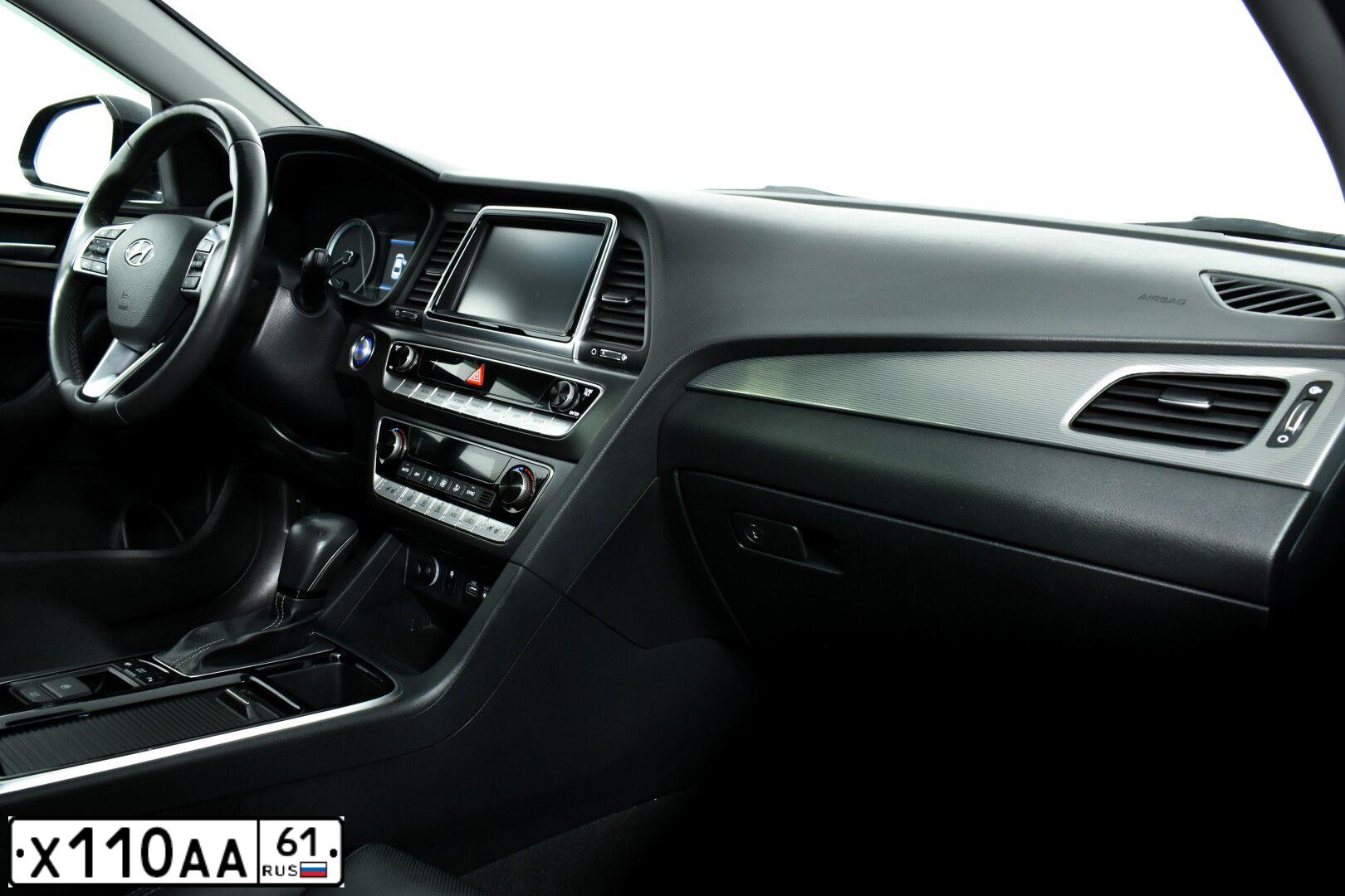 Фото автомобиля CHEVROLET CRUZE, 2011 — госномер Н899ТТ197. Цвет: СЕРЕБРИСТЫЙ МЕТАЛЛИК