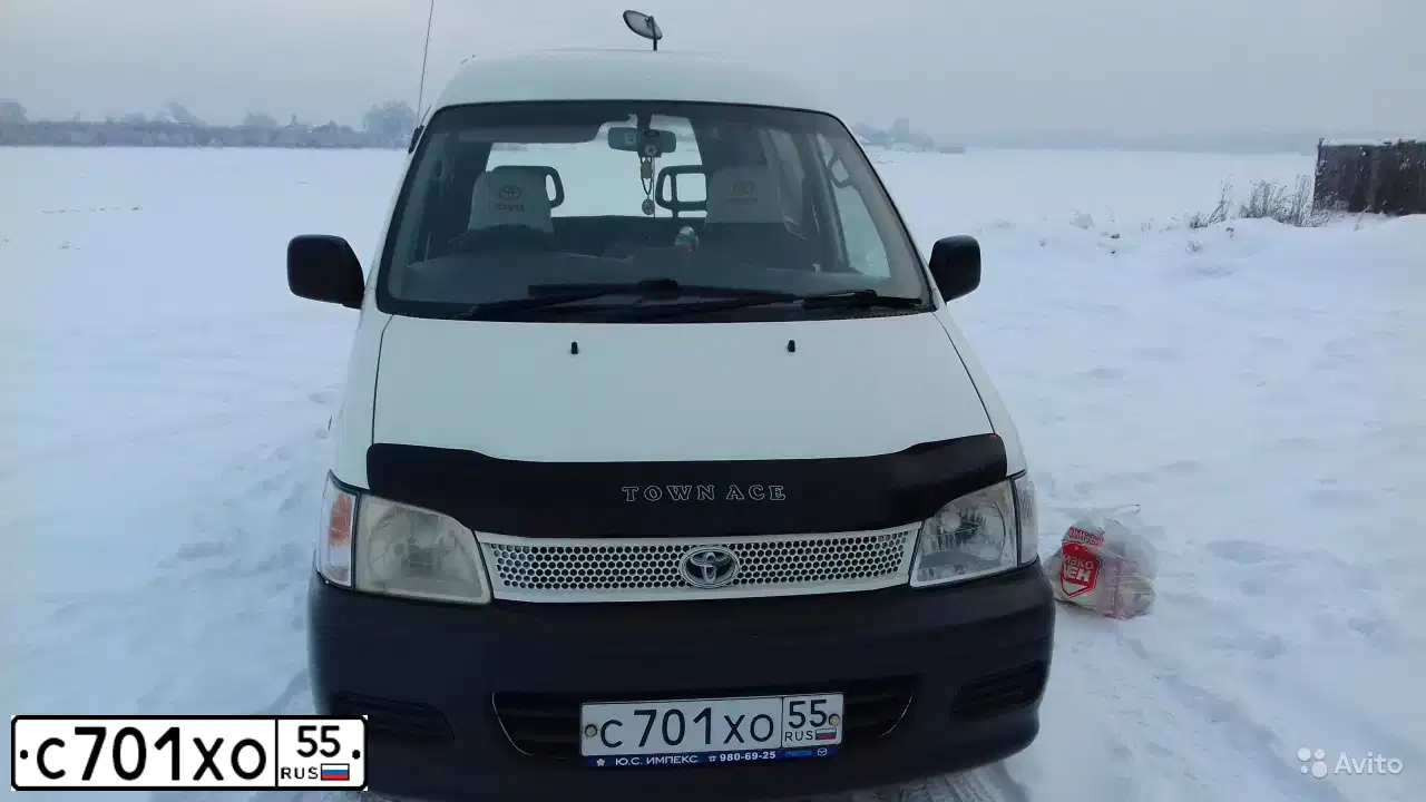 Фото автомобиля TOYOTA TOWN ACE, 2001 — госномер С701ХО55