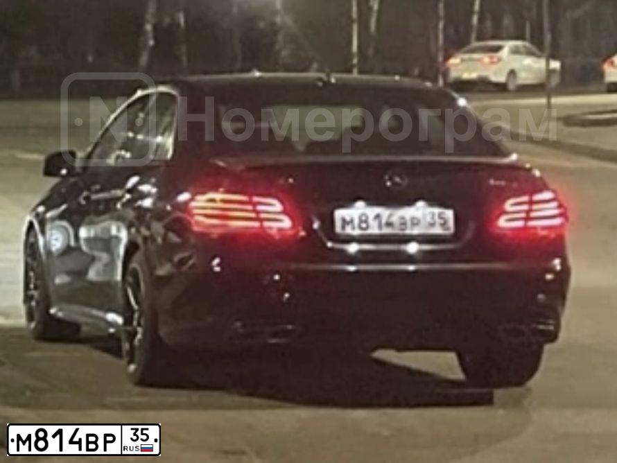 Фото автомобиля MERCEDES E-KLASSE, 2014 — госномер М814ВР35. Цвет: ЧЕРНЫЙ