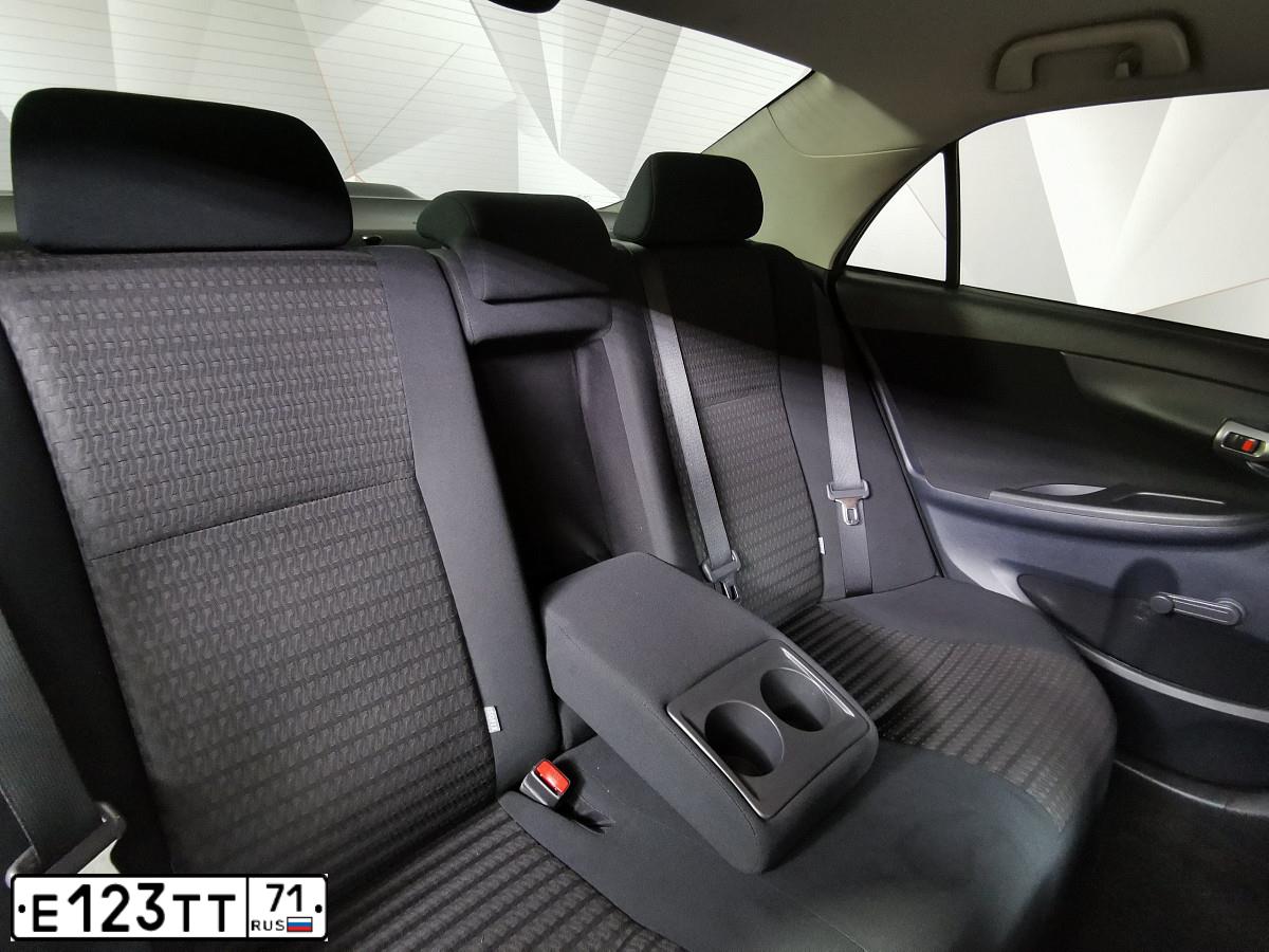 Фото автомобиля MITSUBISHI CARISMA, 2001 — госномер Т123ТТ71. Цвет: Темно-синий