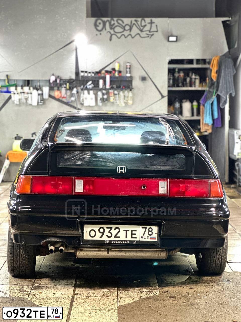 Фото автомобиля HONDA CIVIC, 1992 — госномер О932ТЕ78. Цвет: ЧЕРНЫЙ