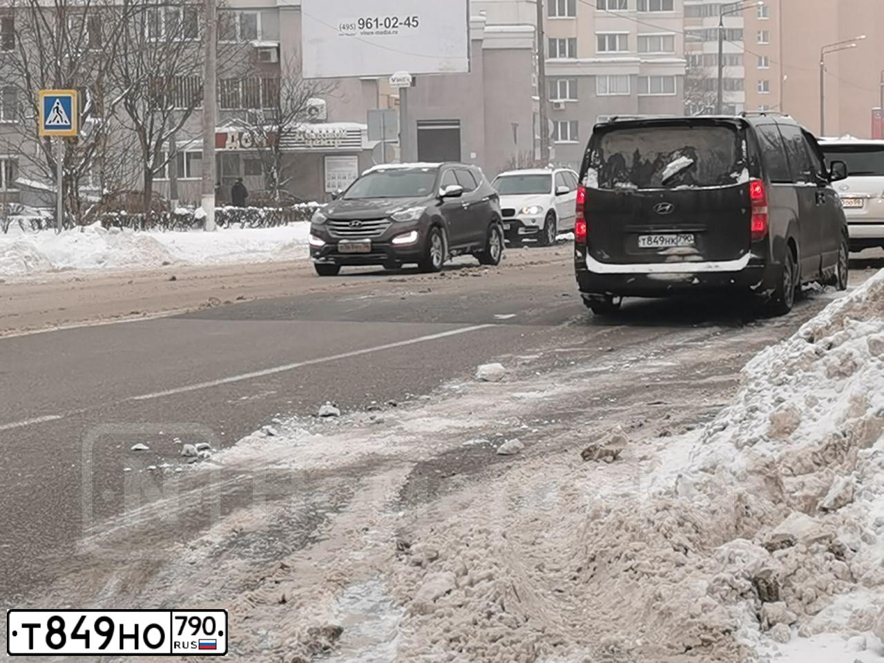 Фото автомобиля БМВ 318I, 2011 — госномер О441КХ71. Цвет: ЧЕРНЫЙ