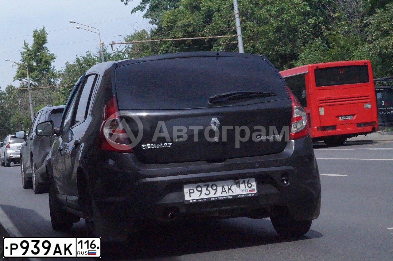Фото автомобиля RENAULT SANDERO, 2012 — госномер Р939АК116. Цвет: ЧЕРНЫЙ