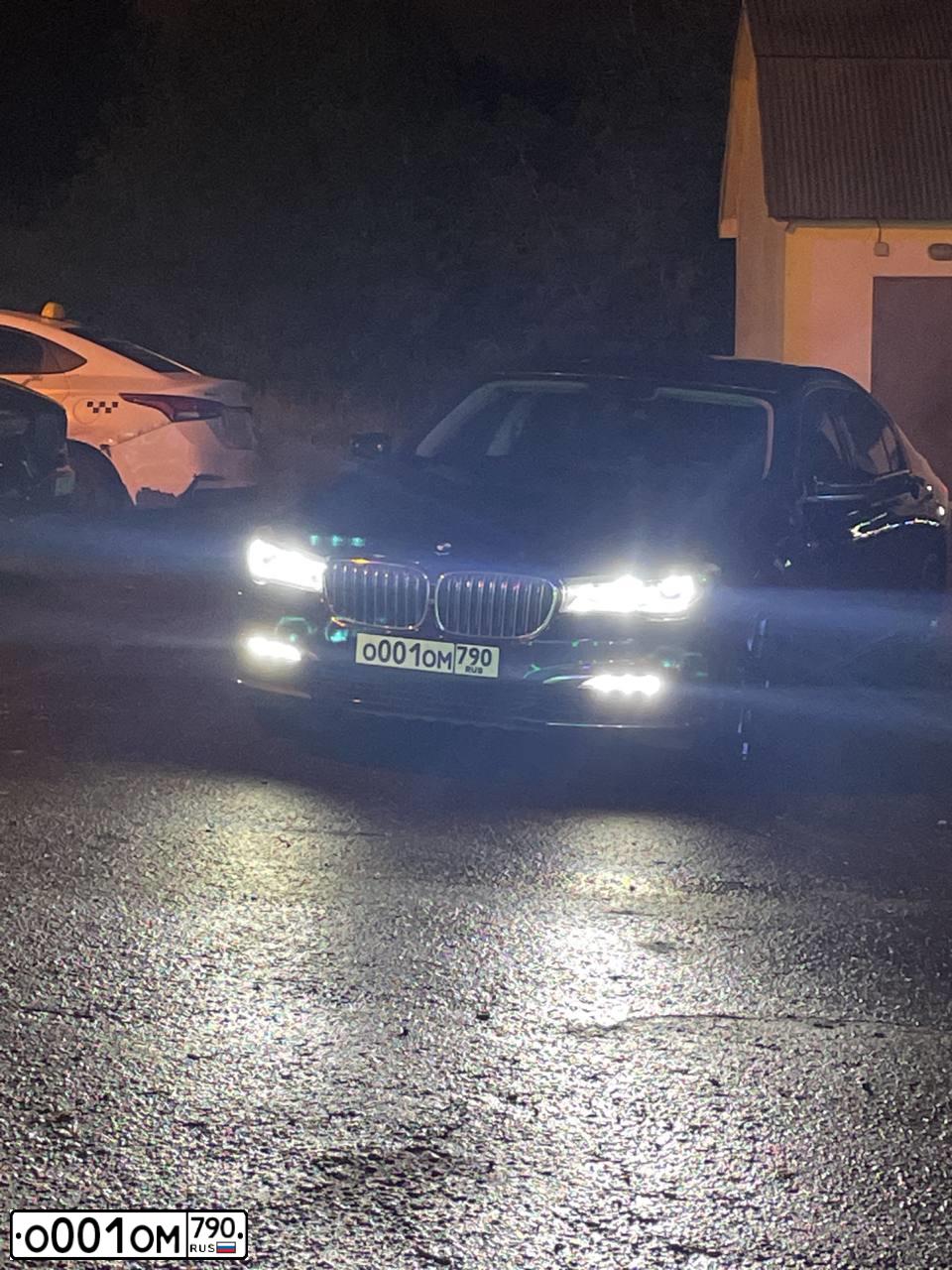 Фото автомобиля BMW SERIE 7, 2017 — госномер О001ОМ790
