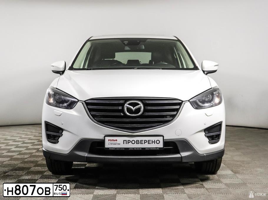 Фото автомобиля MAZDA CX-5, 2016 — госномер Р048ХР799. Цвет: БЕЛЫЙ ПЕРЛАМУТР