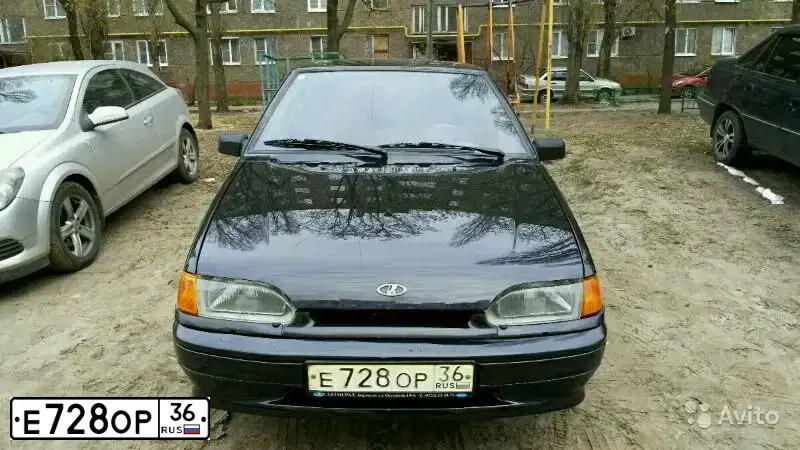 Фото автомобиля LADA 2114 SAMARA, 2008 — госномер Р500ЕО136. Цвет: ЧЕРНЫЙ