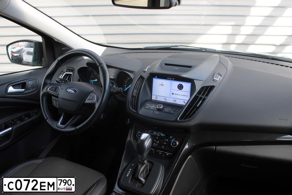 Фото автомобиля FORD KUGA, 2017 — госномер У586СН790