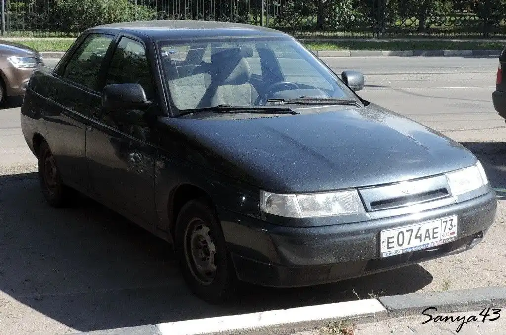 Фото автомобиля LADA 2110, 2006 — госномер С777НН198. Цвет: ГРАФИТОВЫЙ МЕТАЛЛИК