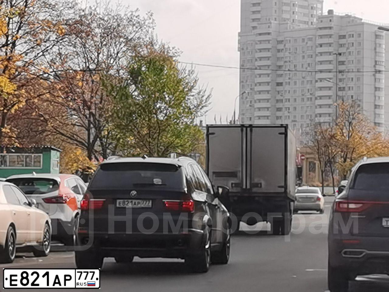 Фото автомобиля NISSAN JUKE, 2013 — госномер Т348ТВ163. Цвет: ЧЕРНЫЙ