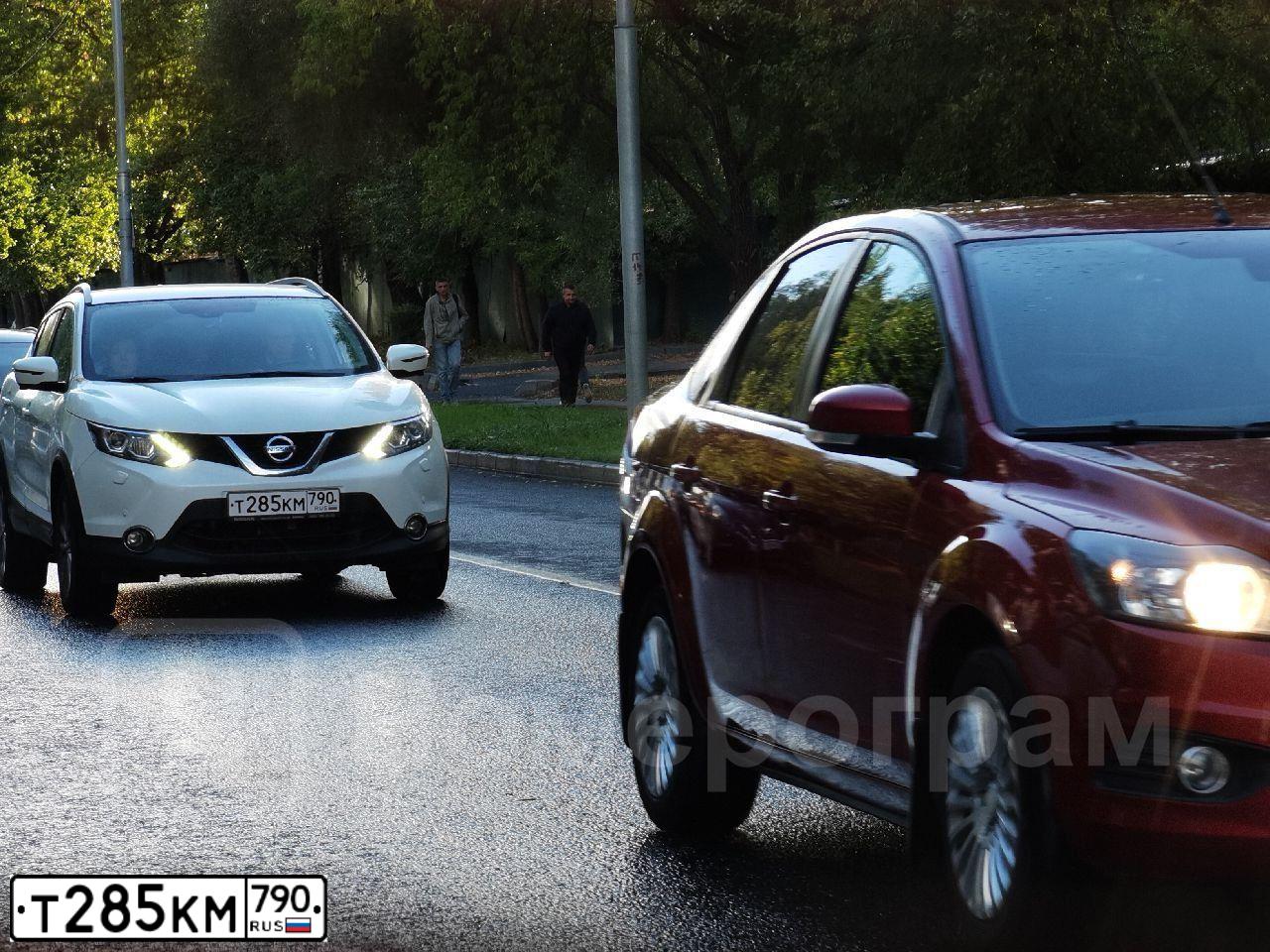 Фото автомобиля NISSAN QASHQAI, 2018 — госномер Т285КМ790. Цвет: Белый