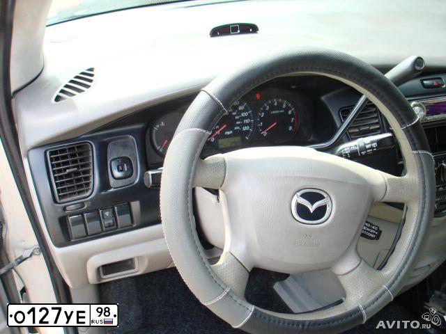 Фото автомобиля MAZDA MPV, 2001 — госномер Р050АО250. Цвет: Серебристый