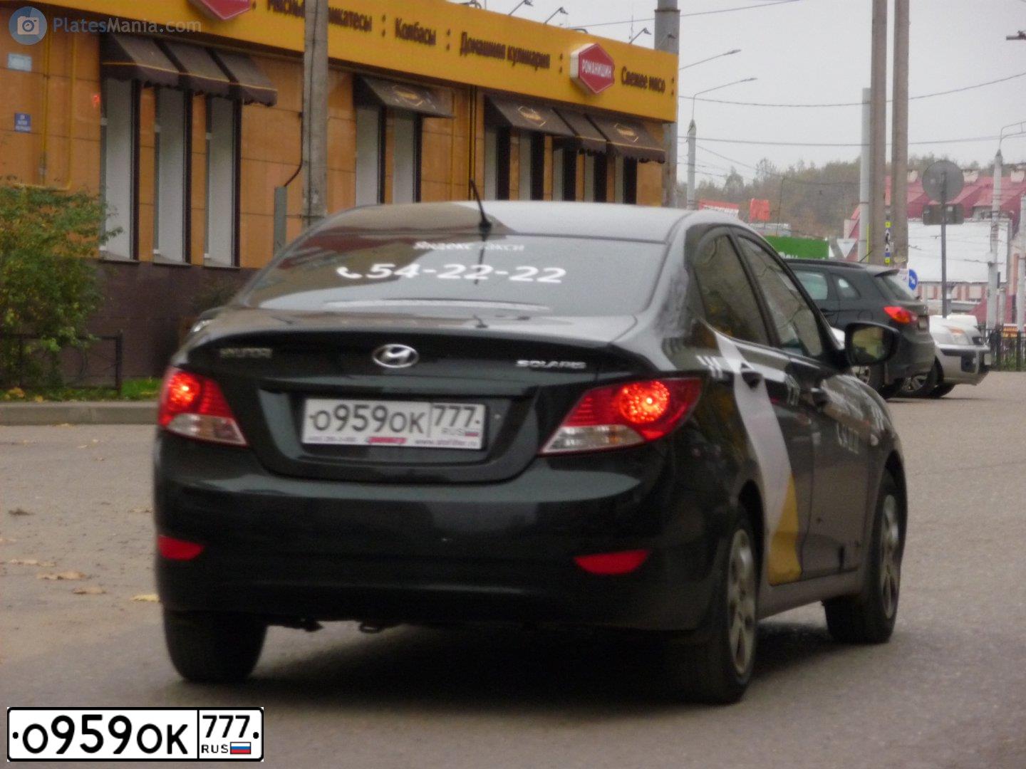 Фото автомобиля HYUNDAI SOLARIS, 2013 — госномер Р802КК07. Цвет: ЧЕРНЫЙ