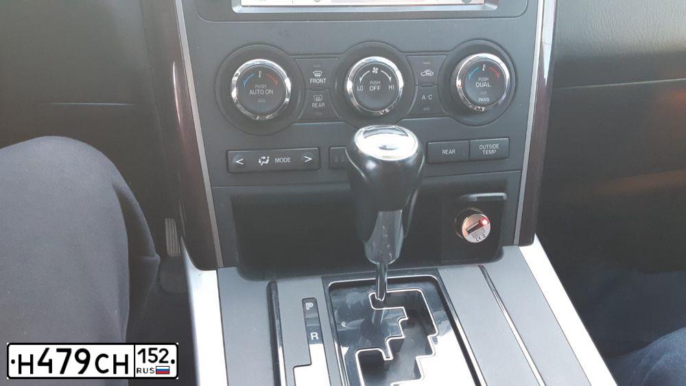 Фото автомобиля MAZDA CX-9, 2012 — госномер М052ВУ152. Цвет: ЧЕРНЫЙ