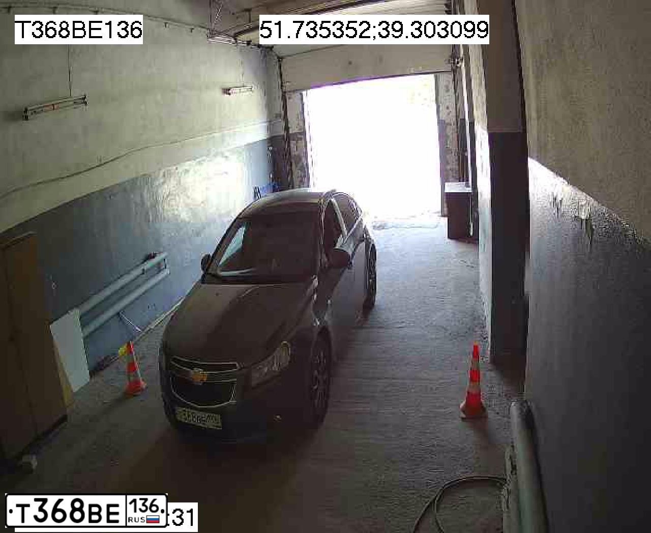 Фото автомобиля CHEVROLET CRUZE, 2012 — госномер Т368ВЕ136. Цвет: СЕРЫЙ МЕТАЛЛИК