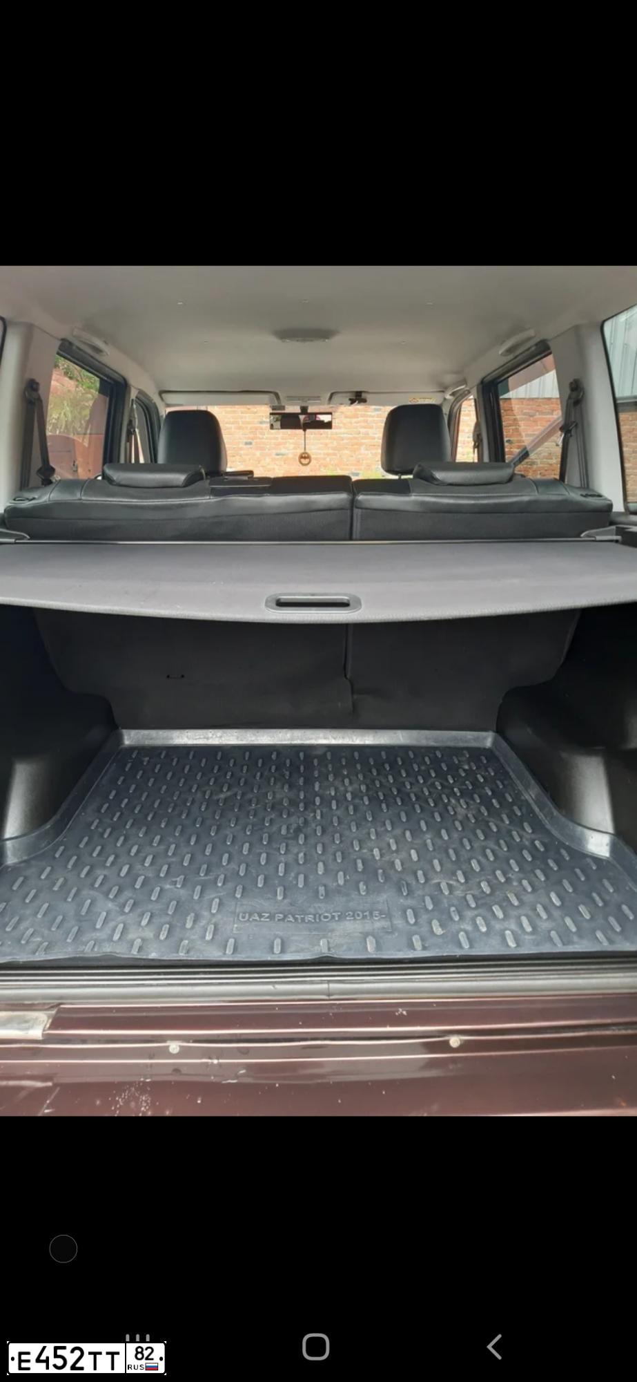 Фото автомобиля UAZ 3163 PATRIOT, 2016 — госномер Е452ТТ82. Цвет: КОРИЧНЕВЫЙ МЕТАЛИК