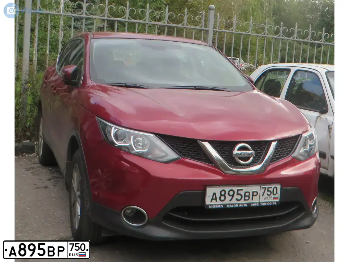 Фото автомобиля NISSAN QASHQAI, 2014 — госномер А455ХК67. Цвет: Красный